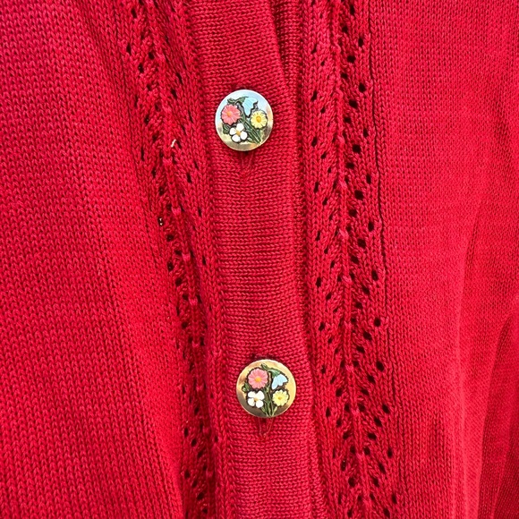 Vintage Geiger Red Knit Sweater with Floral Buttons Women’s Size Medium - Picture 4 of 7